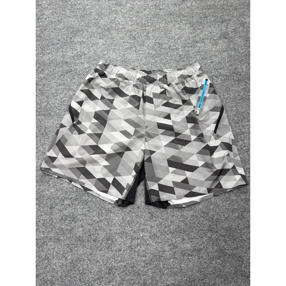 Lululemon Mens Geometric Triangle Print Athletic Shorts Grey Black Large L